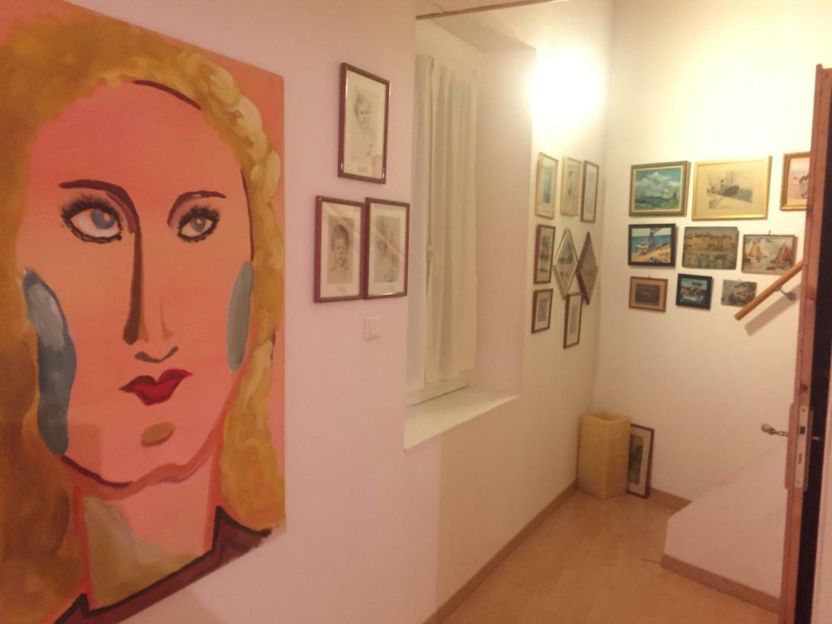 D'hotes D'endoume Bed & Breakfast 3*